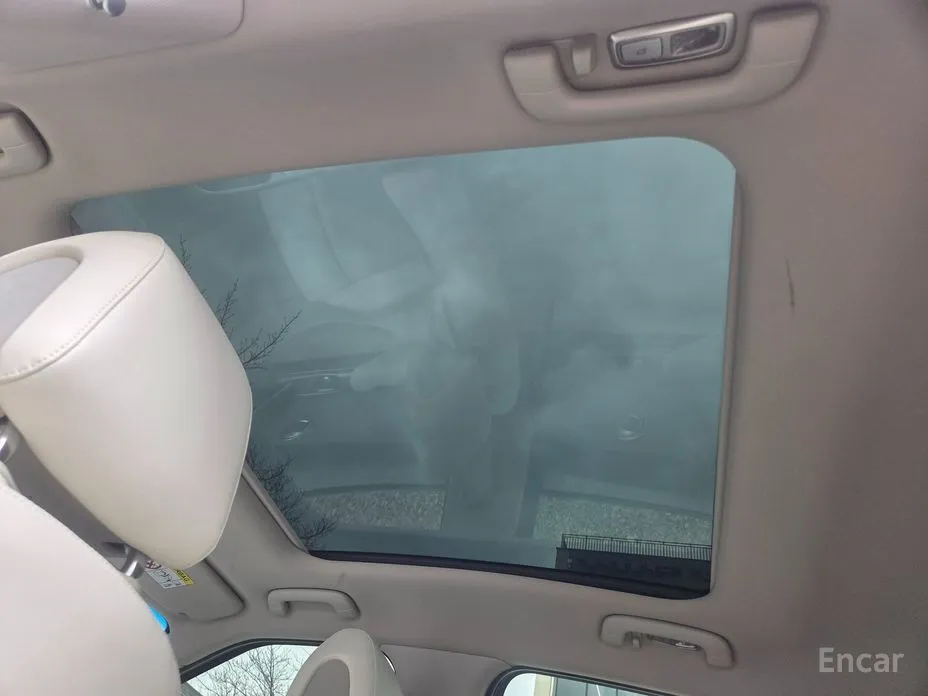 Фото 15 - Genesis GV60