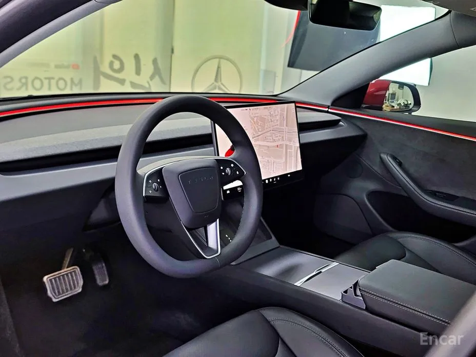 Фото 7 - Tesla Model 3