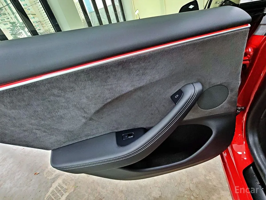 Фото 9 - Tesla Model 3