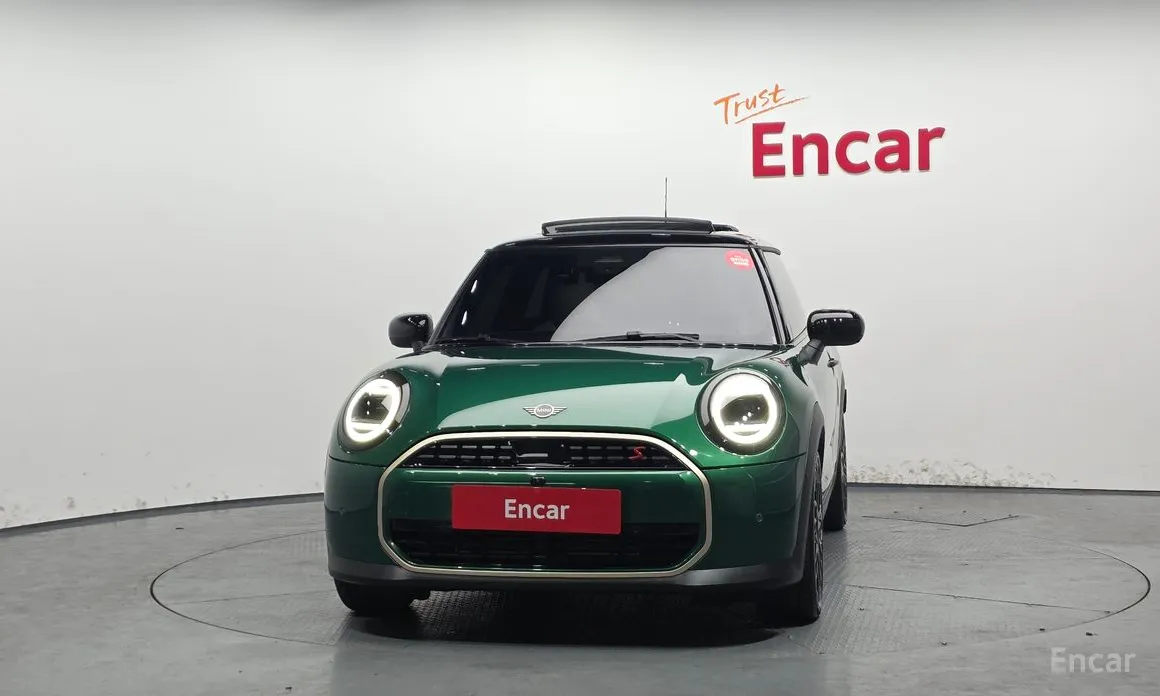 Фото 3 - Mini Cooper