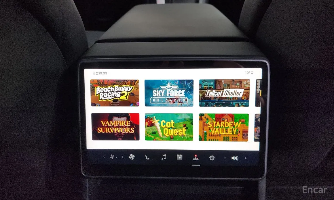 Фото 18 - Tesla Model 3