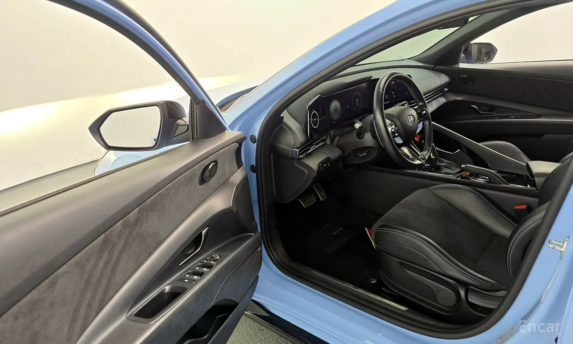 Фото 10 - Hyundai Avante