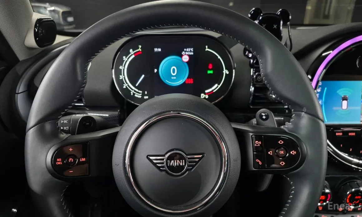 Фото 16 - Mini Clubman