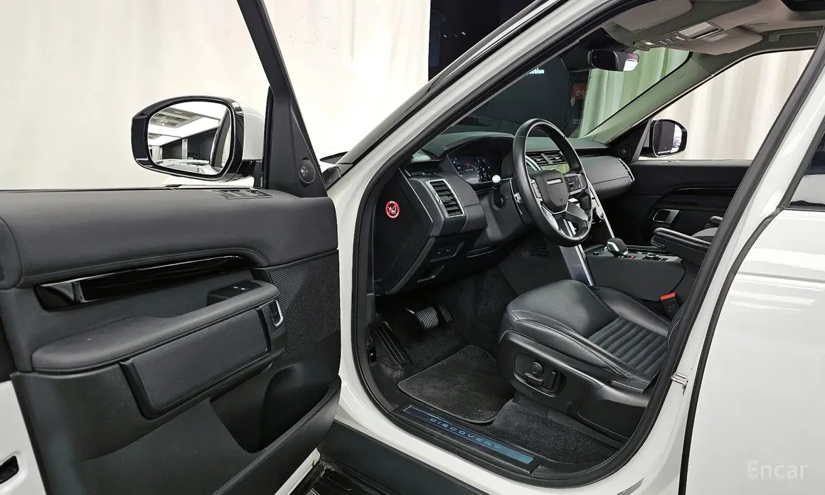 Photo 10 - Land Rover Discovery