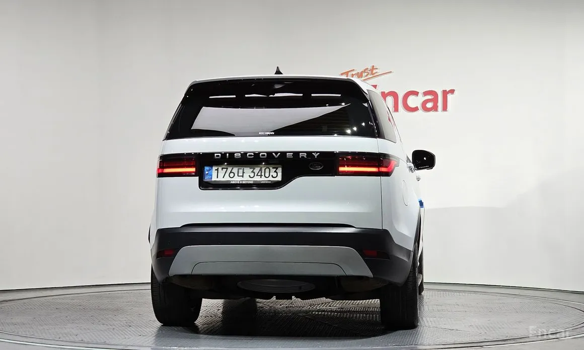 Photo 4 - Land Rover Discovery