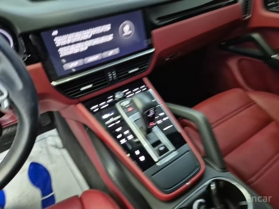 Фото 11 - Porsche Cayenne