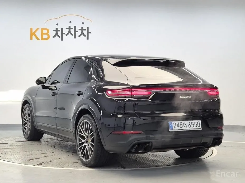 Фото 2 - Porsche Cayenne