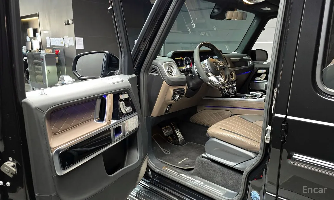 Фото 11 - Mercedes-Benz G-Class