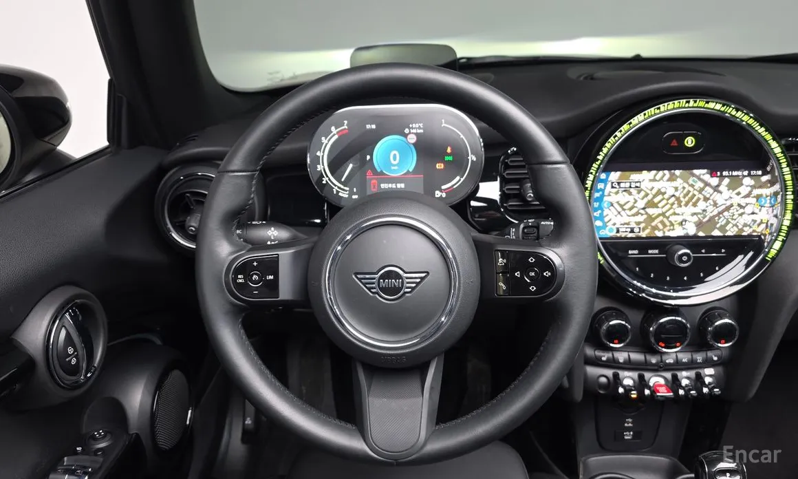 Фото 13 - Mini Cooper Convertible