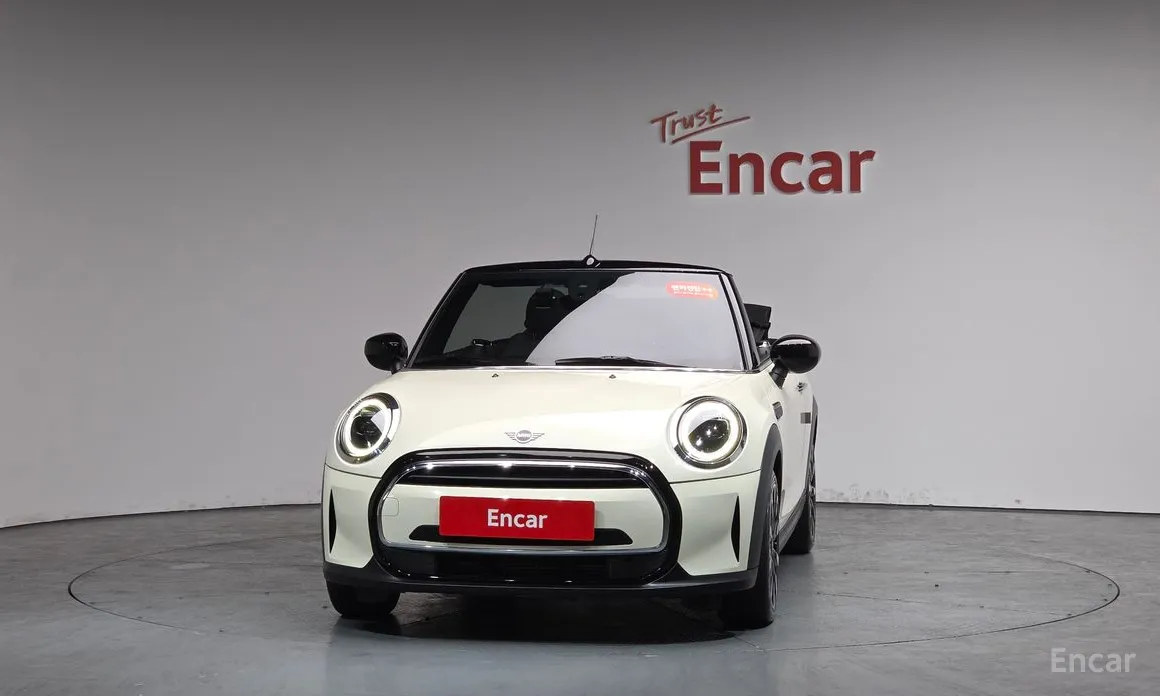 Фото 3 - Mini Cooper Convertible