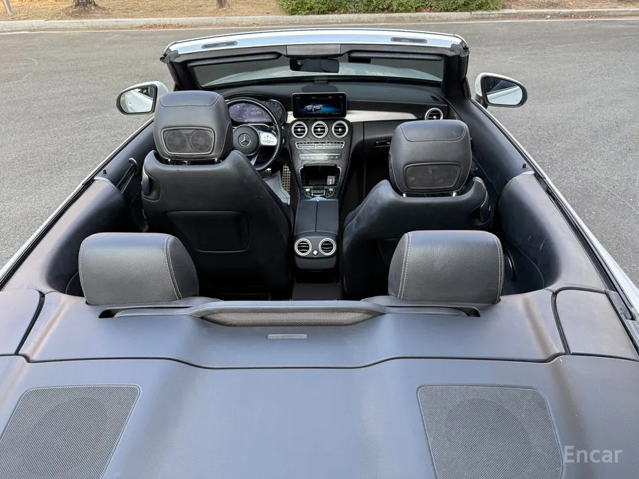 Photo 10 - Mercedes-Benz C-Class