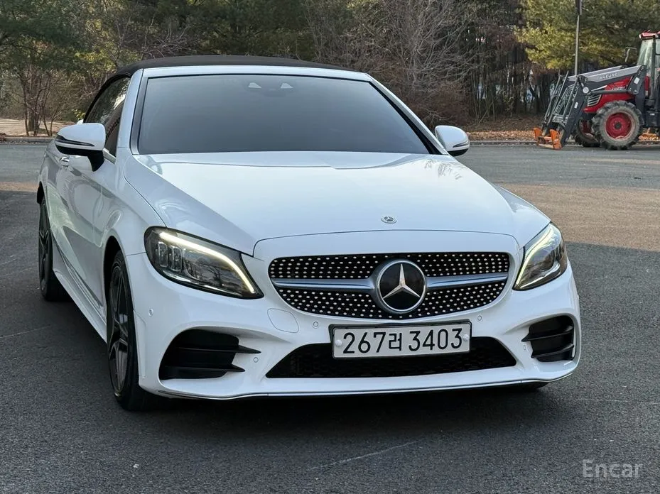 Photo 2 - Mercedes-Benz C-Class