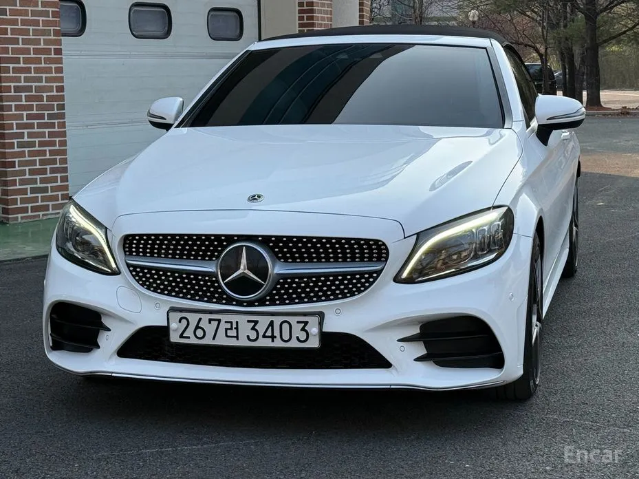 Photo 3 - Mercedes-Benz C-Class