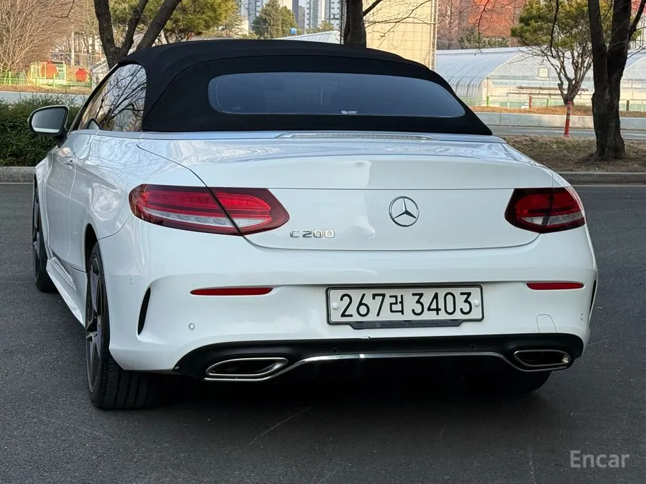 Photo 5 - Mercedes-Benz C-Class