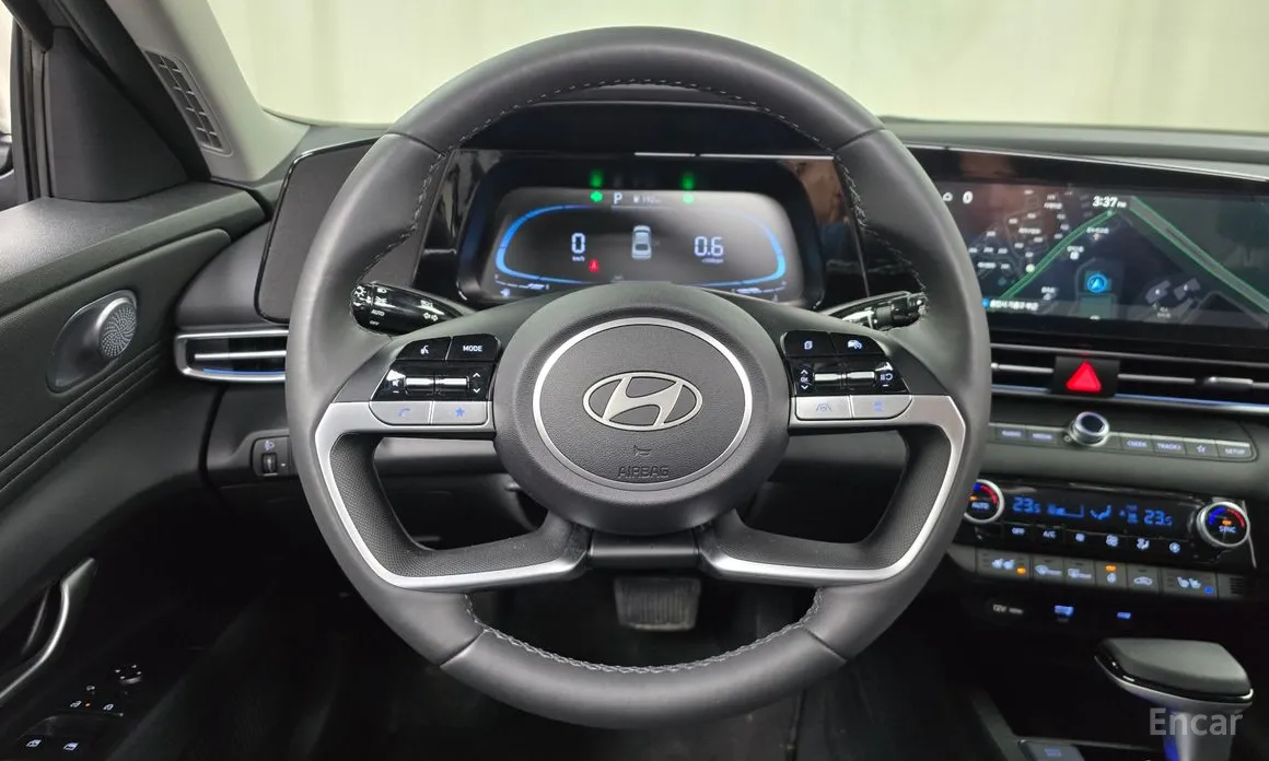 Фото 13 - Hyundai Avante