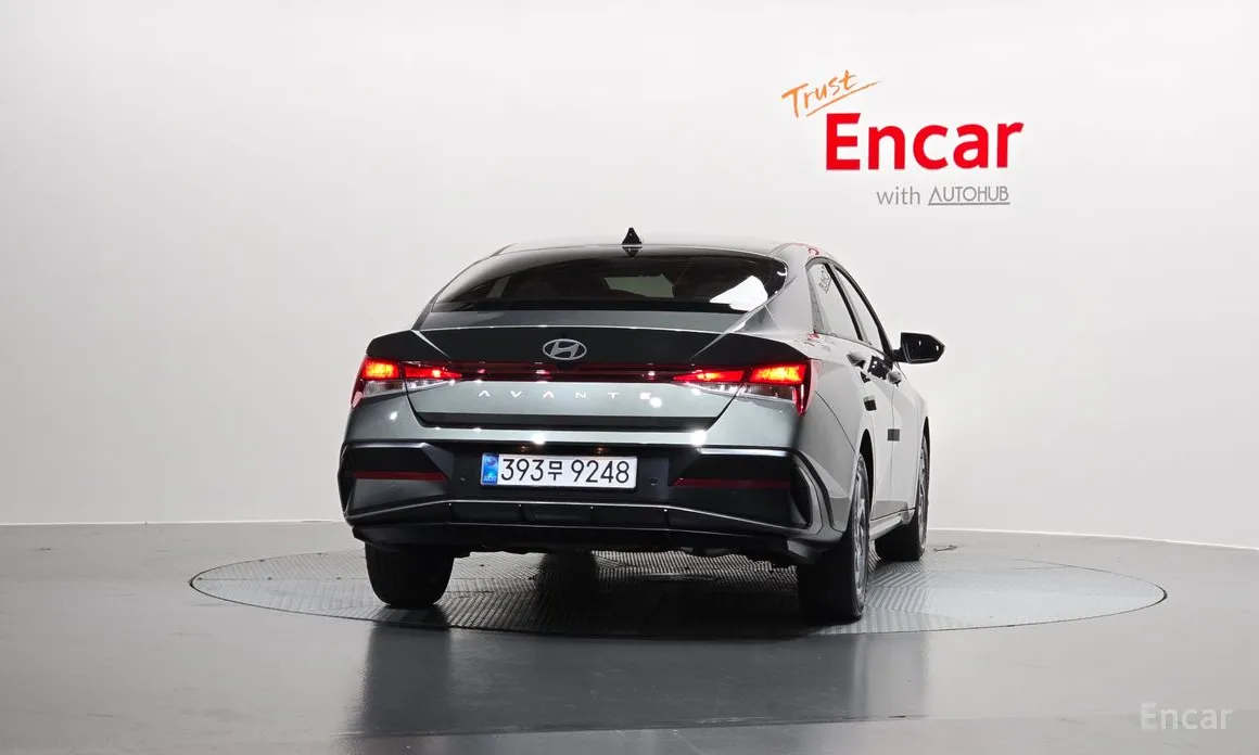 Фото 4 - Hyundai Avante