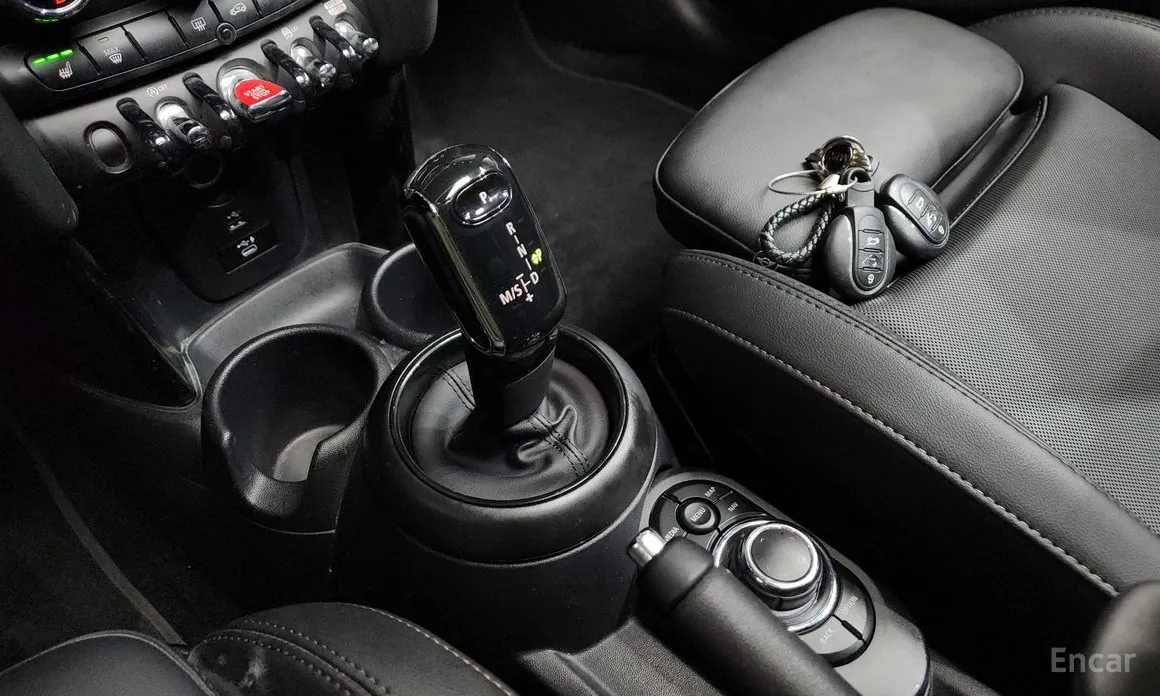 Фото 9 - Mini Cooper