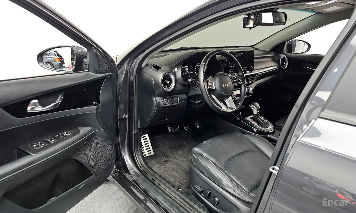 Фото 10 - Kia K3