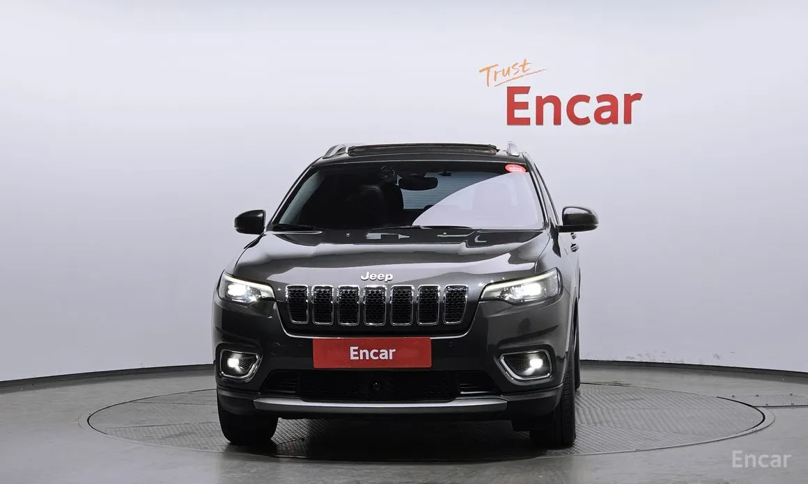 Фото 3 - Jeep Cherokee