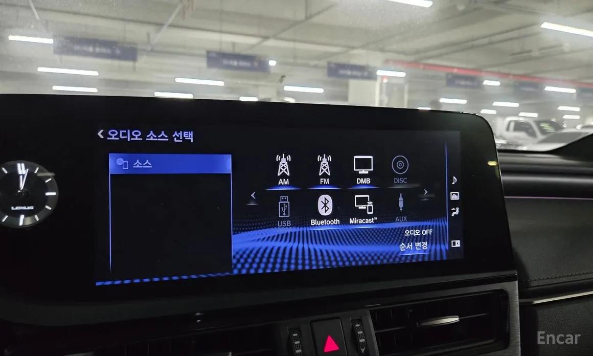 Фото 8 - Lexus ES