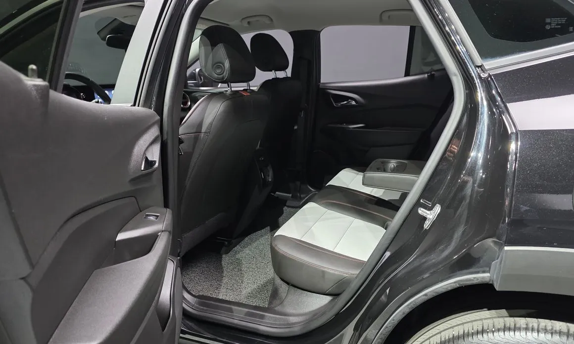 Фото 12 - Chevrolet Trax