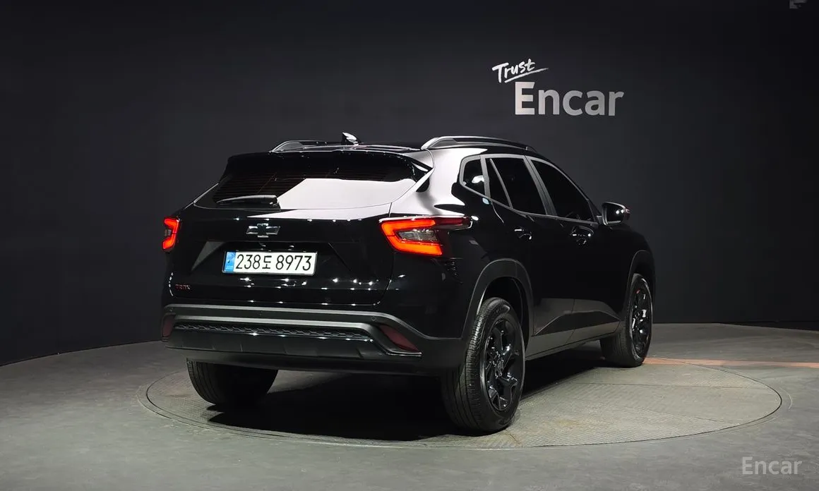 Фото 2 - Chevrolet Trax