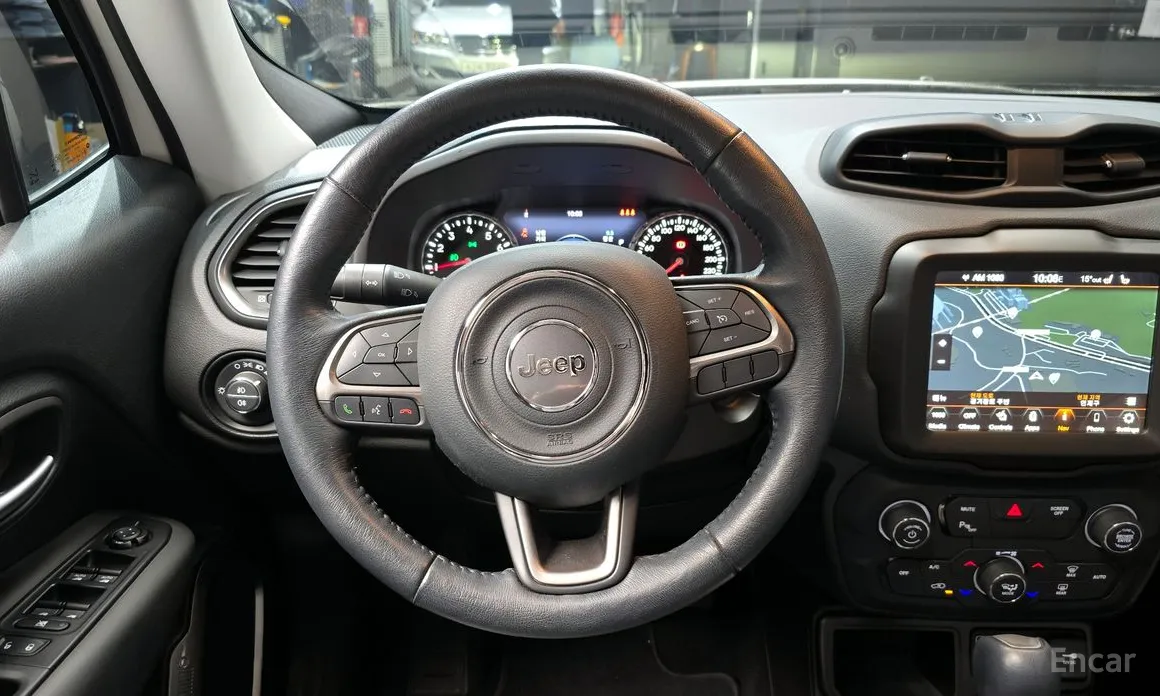 Фото 14 - Jeep Renegade