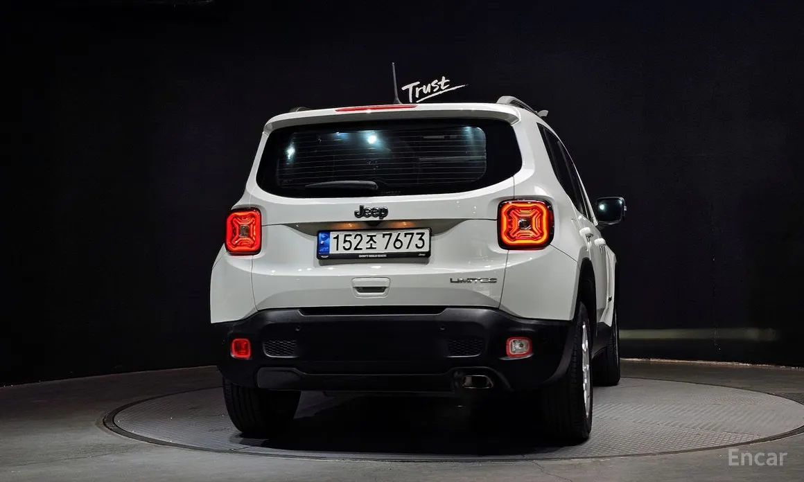 Фото 4 - Jeep Renegade