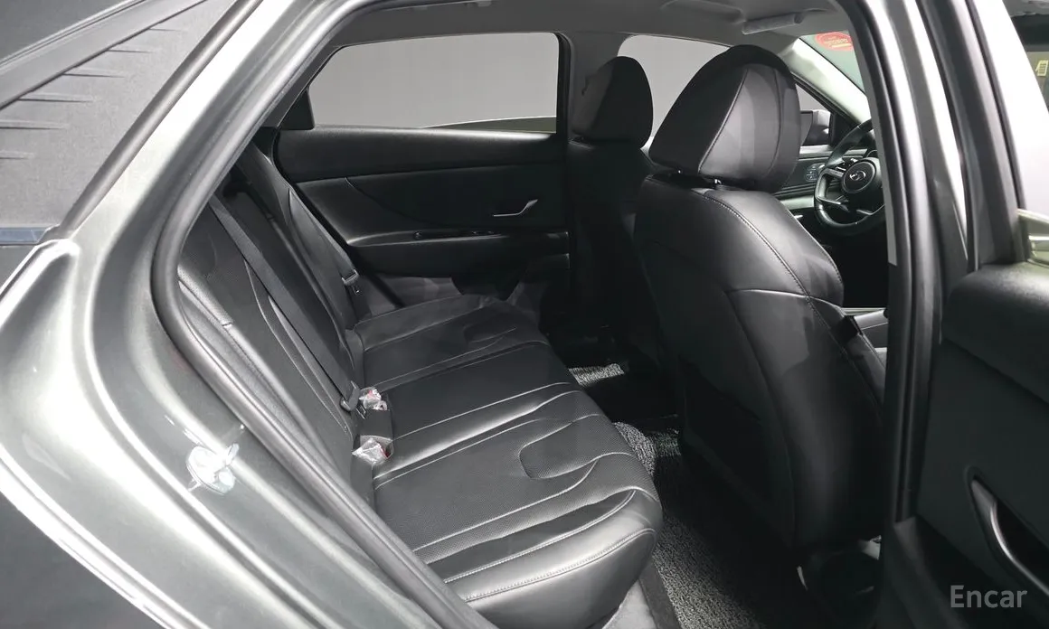 Фото 12 - Hyundai Avante