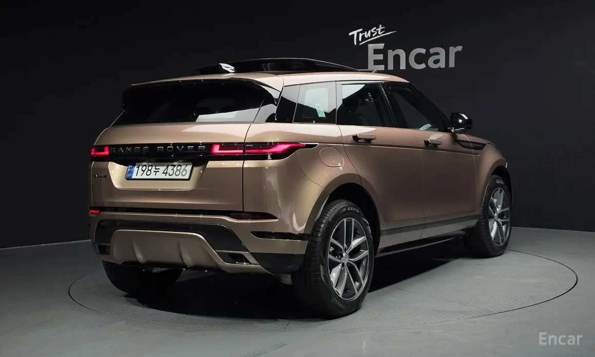 Фото 2 - Land Rover Range Rover Evoque