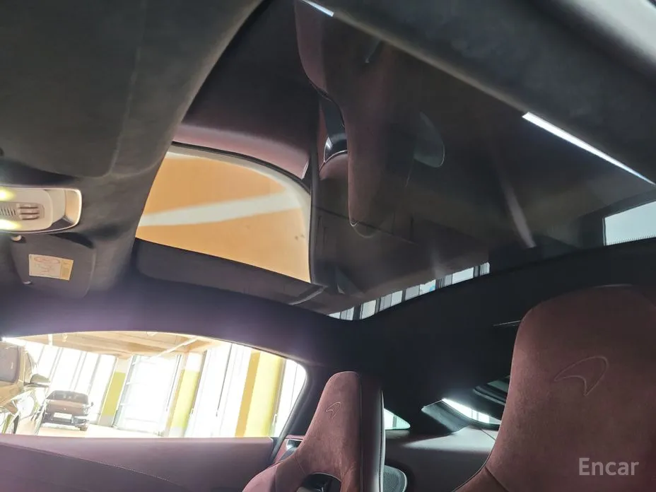 Фото 16 - McLaren GT