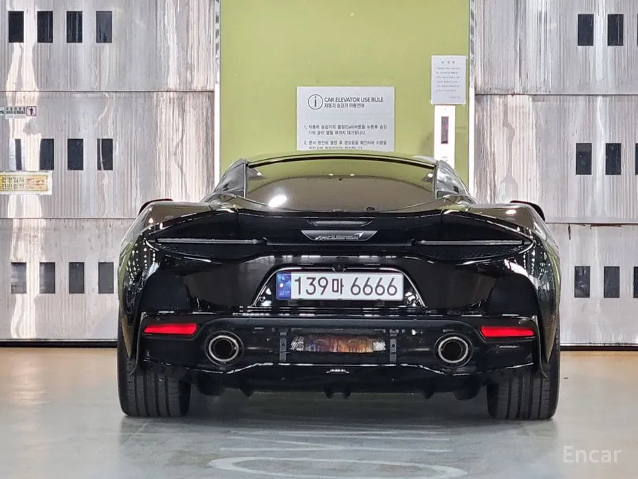 Фото 4 - McLaren GT