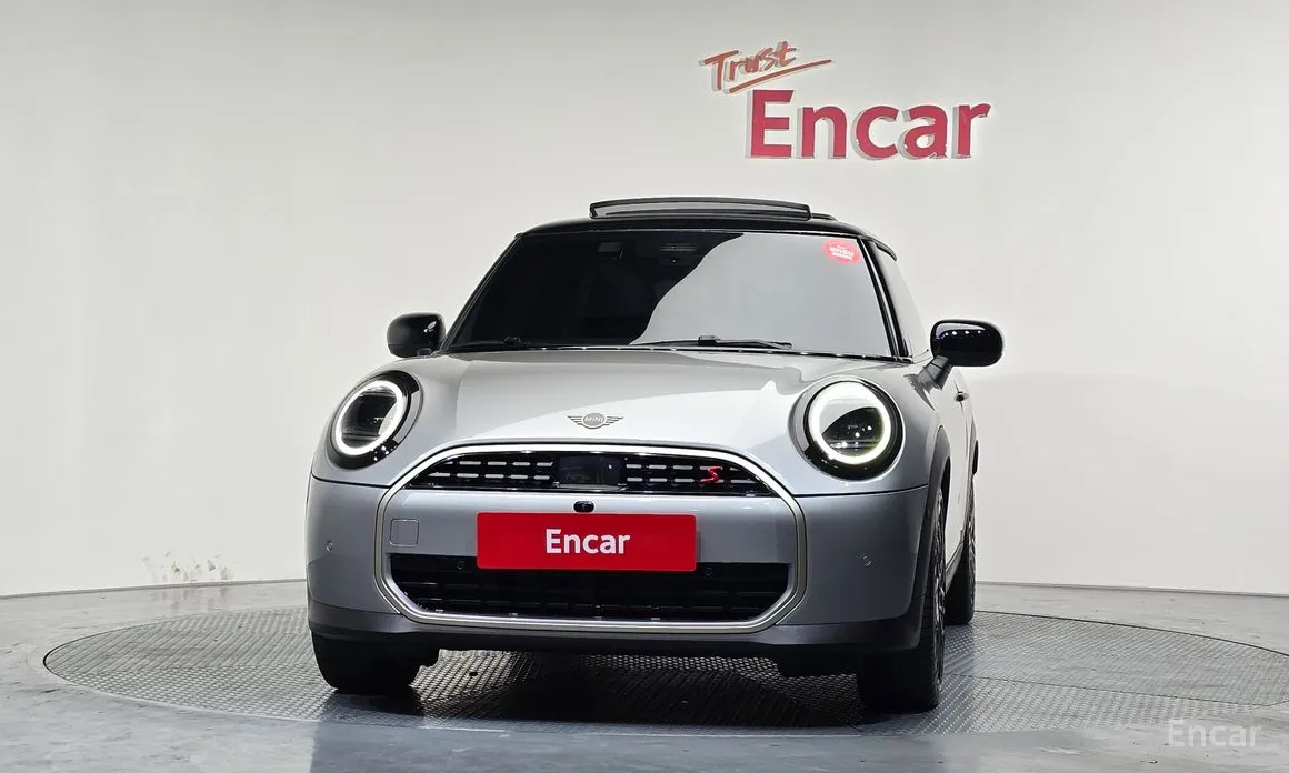 Фото 3 - Mini Cooper