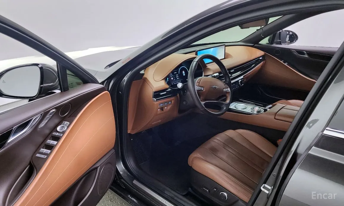 Фото 10 - Genesis G80