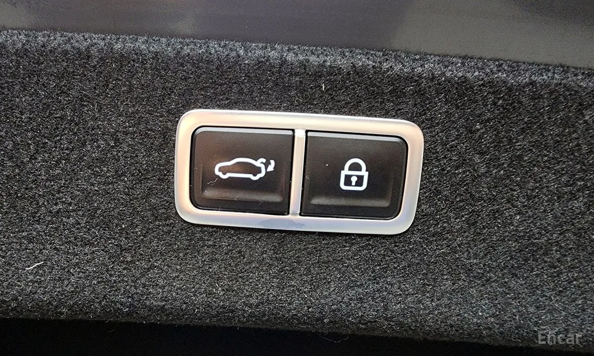 Фото 20 - Genesis G80