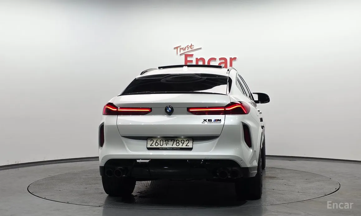 Фото 4 - BMW X6 M