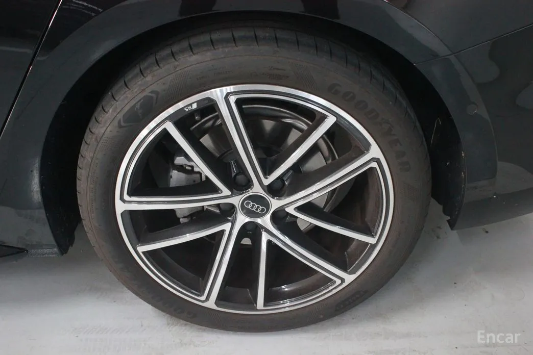 Фото 5 - Audi A5