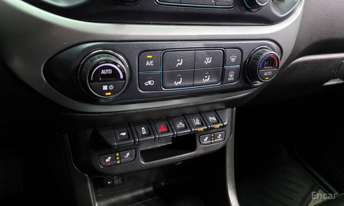 Фото 16 - Chevrolet Colorado