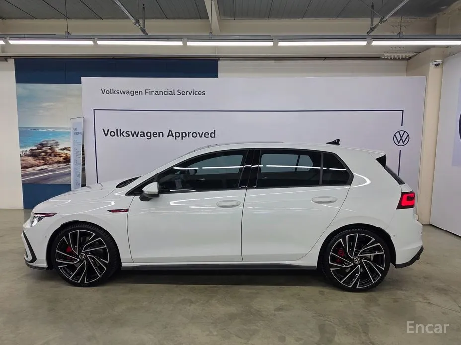 Фото 20 - Volkswagen Golf