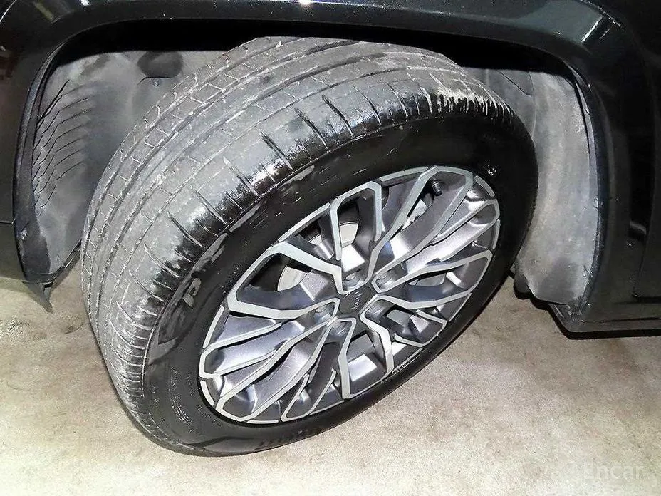 Фото 20 - Jeep Cherokee