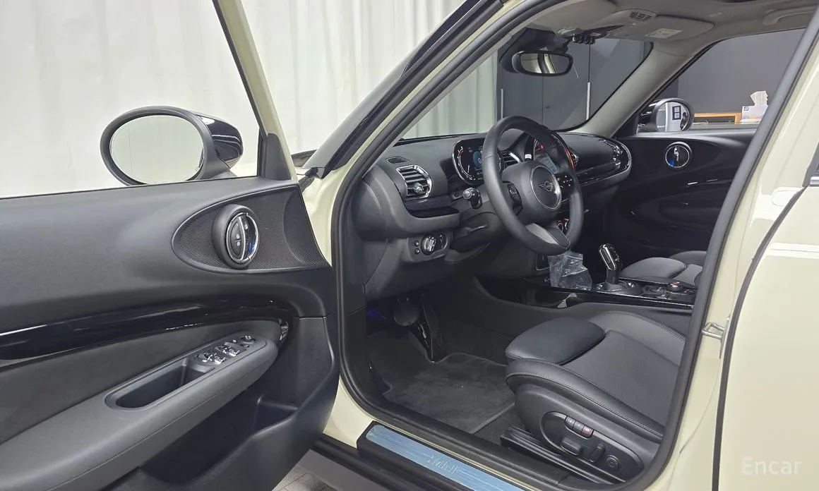 Photo 10 - Mini Clubman