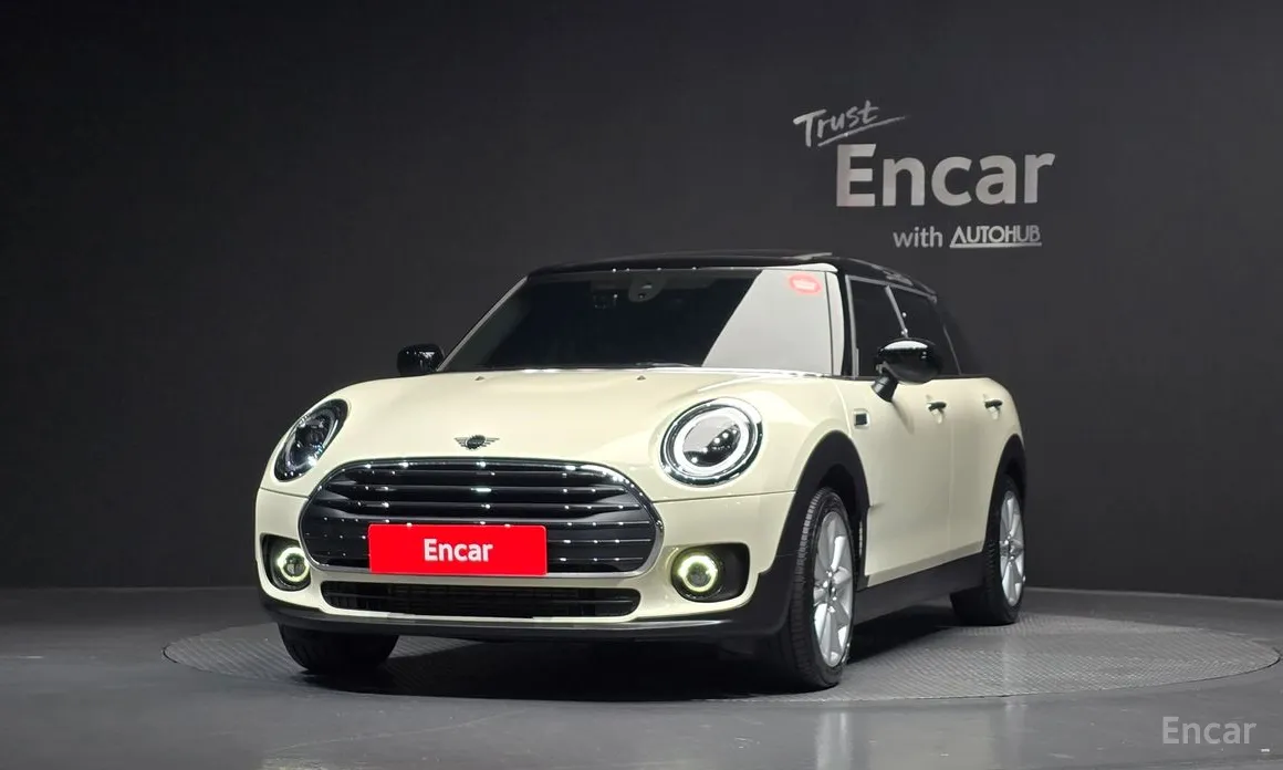 Photo 3 - Mini Clubman