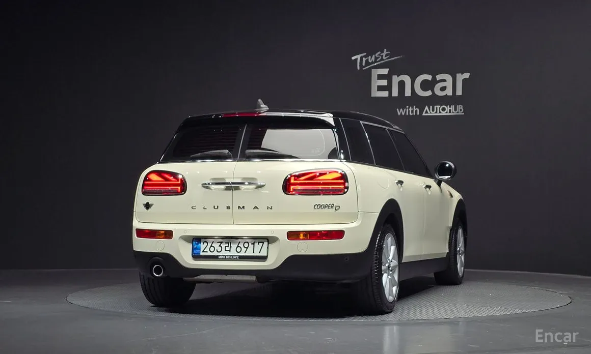 Photo 4 - Mini Clubman