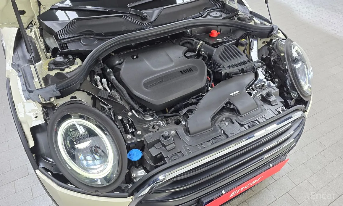 Photo 6 - Mini Clubman