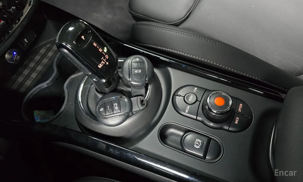 Photo 9 - Mini Clubman