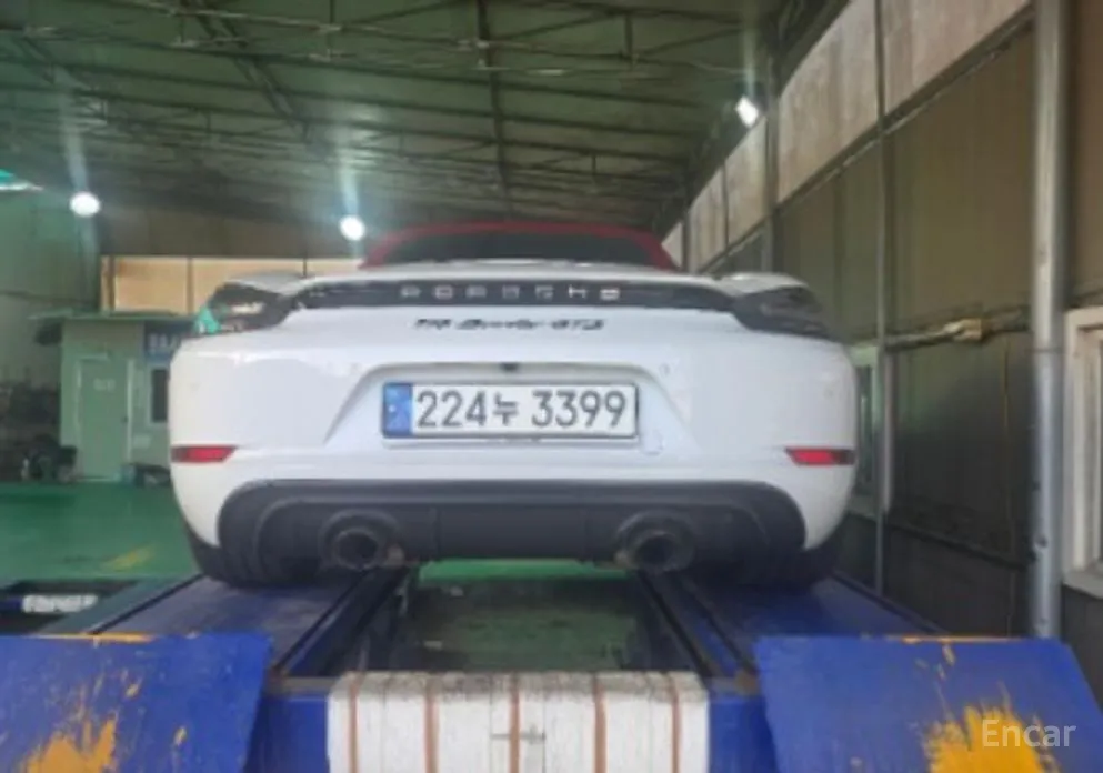 Фото 2 - Porsche 718