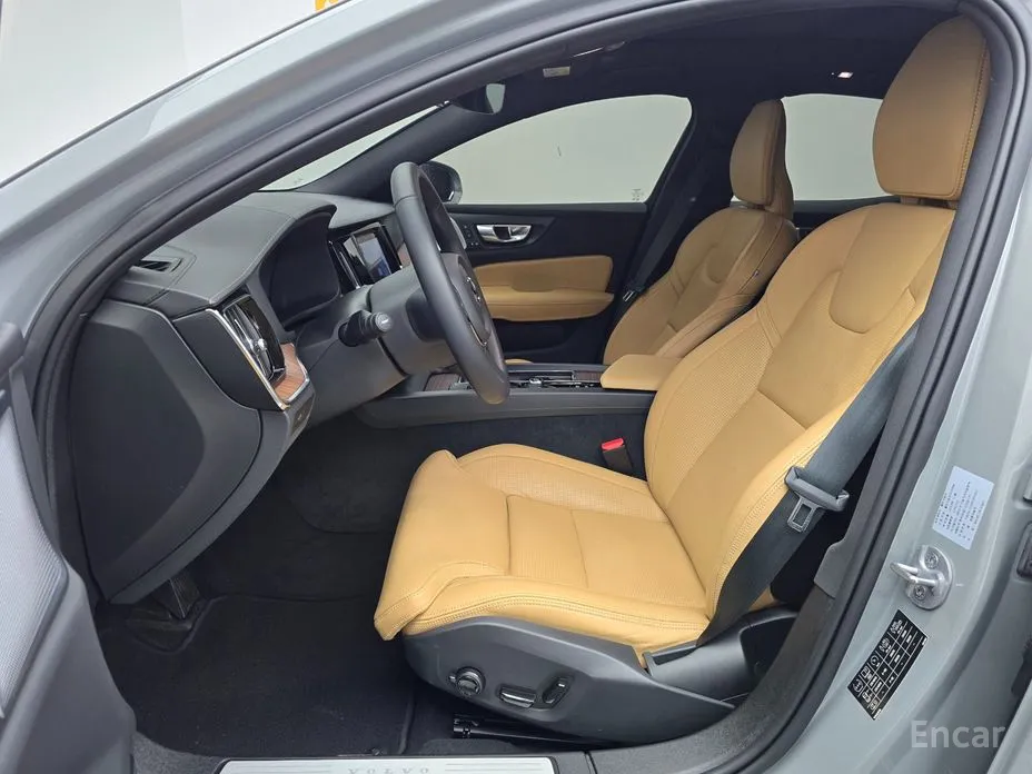 Фото 10 - Volvo S60