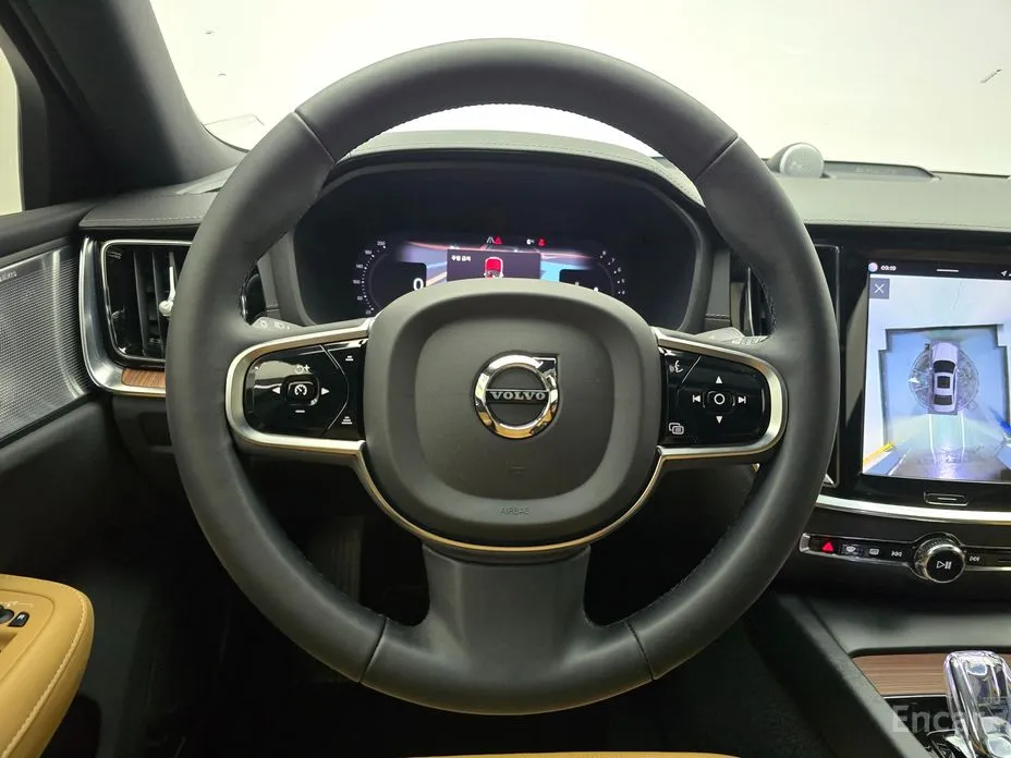 Фото 13 - Volvo S60