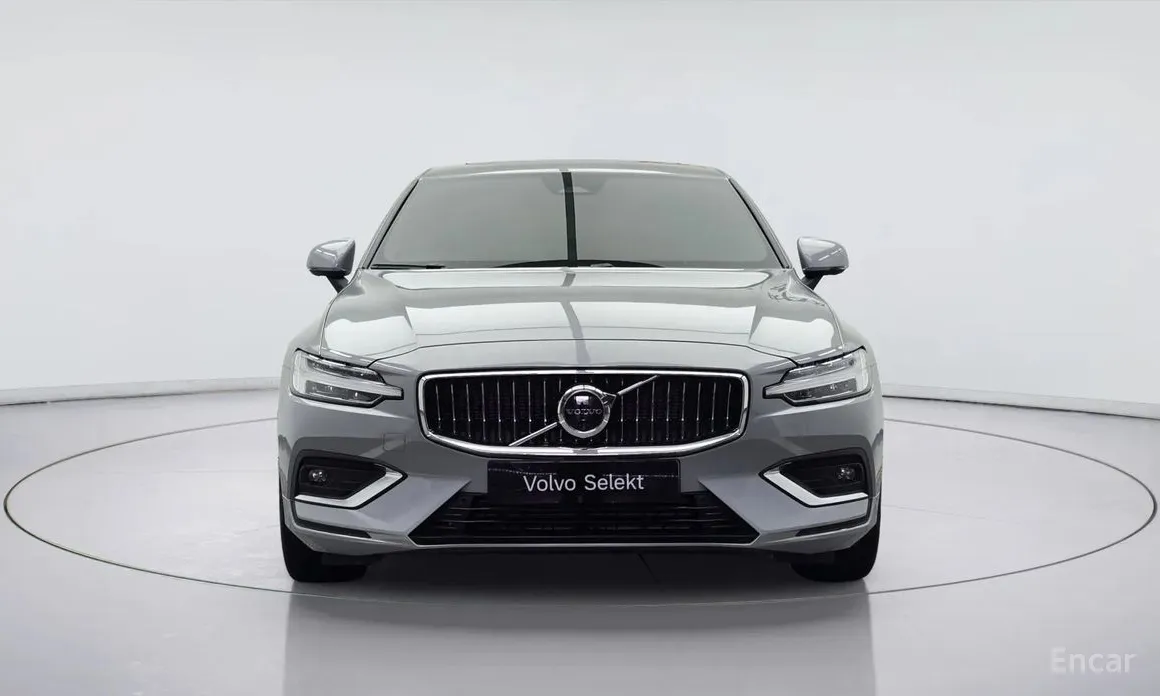 Фото 2 - Volvo S60