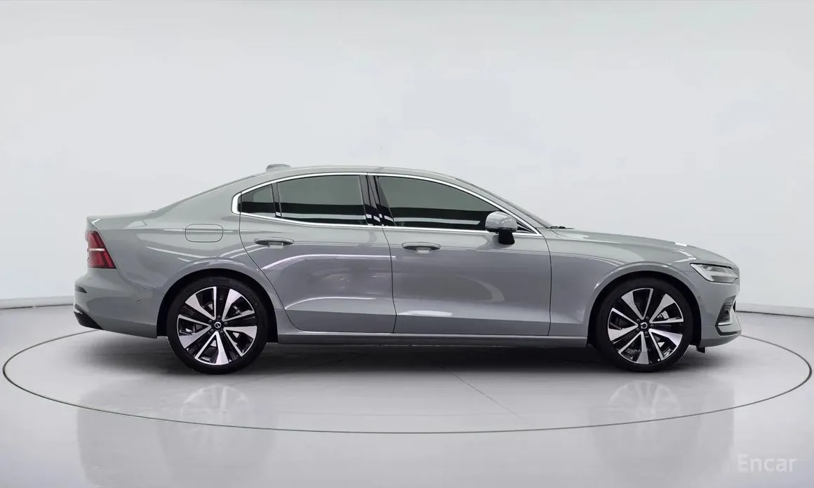 Фото 3 - Volvo S60